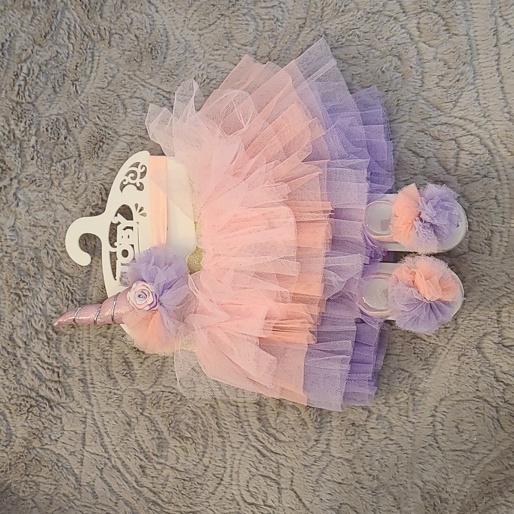 Toby 3 piece unicorn  photo set